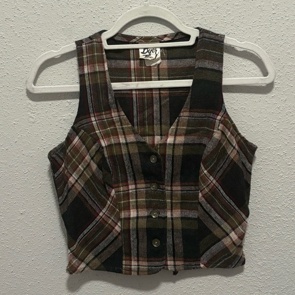 Vintage “Byer Too!” plaid vest wool